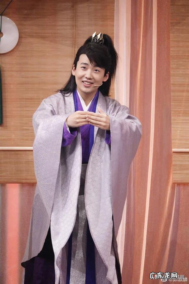 如果赵本山女儿球球像郭麒麟一样走影视和综艺之路，结果会怎样？