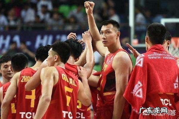 赵睿当年深夜玩游戏,甚至还明示一些球迷:你们为国家做了什么。你怎么看赵睿这球员?