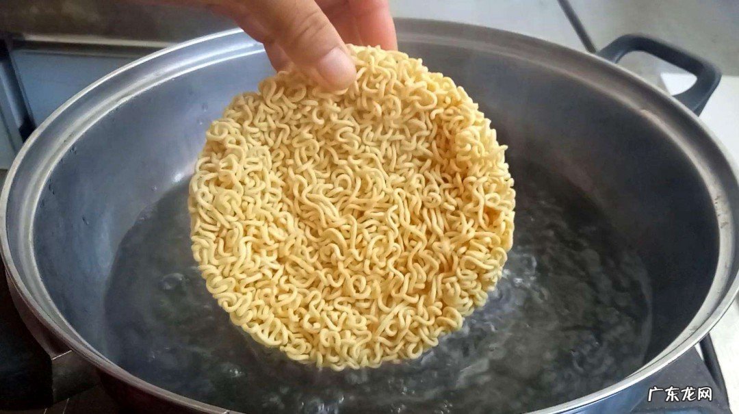 怎么吃泡面才香呢