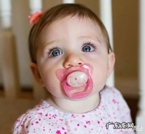 宝宝吃安抚奶嘴到底有哪些坏处？