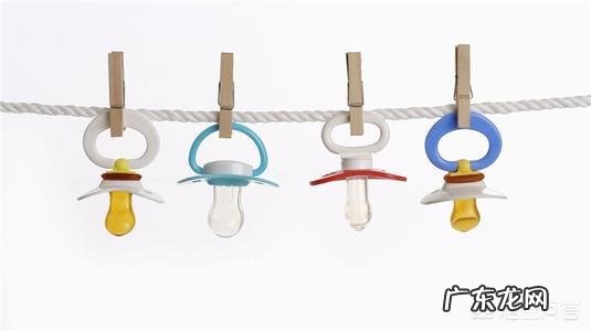 宝宝吃安抚奶嘴到底有哪些坏处?