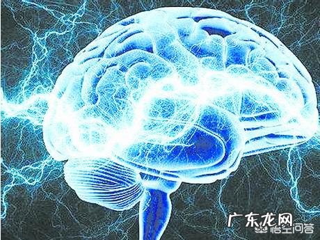 睡觉的时候会突然一抖是什么原因？