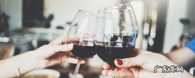 没有工具红酒怎么开瓶塞