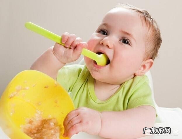 宝宝一岁多，怎么合理安排一日三餐呢？