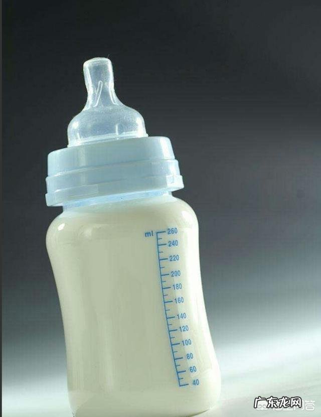 宝宝一岁多，怎么合理安排一日三餐呢？