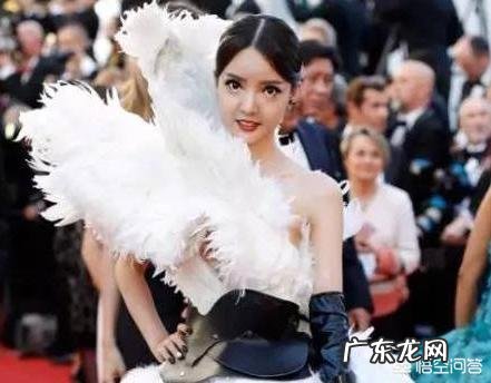 如何看待女模自称获邀去戛纳电影节却被品牌方否认一事?