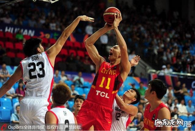 中国男篮“现役第一人”易建联:不喜欢被拿来与姚明对比,这样压力很大!你怎么看?