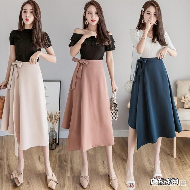 卡其色半身裙可以搭配什么上衣?