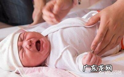 三个月的宝宝是不是开始就能攒肚子了？