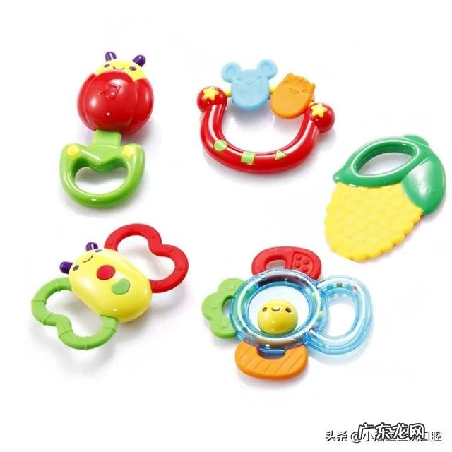 婴儿一般多大可以用牙胶?