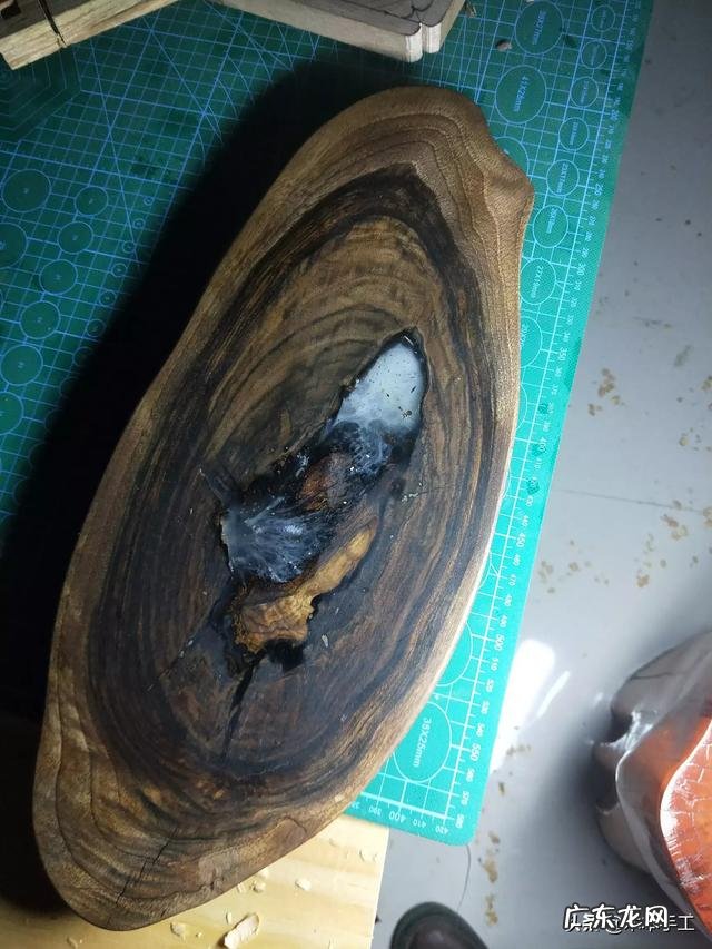 2020年开始做根雕茶台还有前景吗?