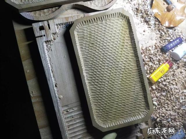 2020年开始做根雕茶台还有前景吗?