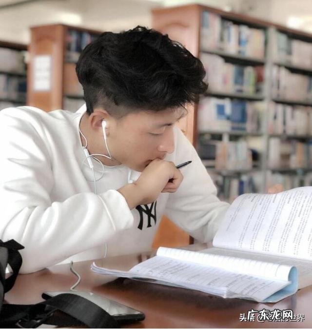 适合男性使用的祛痘印和痘疤的产品和方法有哪些好的推荐？