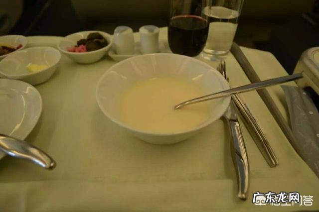 经济舱和头等舱的食物差距有多大?