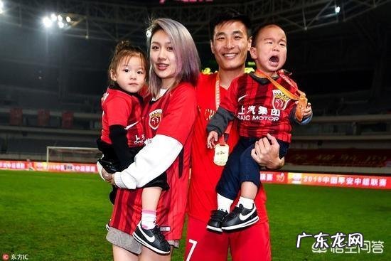 武磊26球平李金羽土炮纪录，你认为其超越埃神的路还远吗？