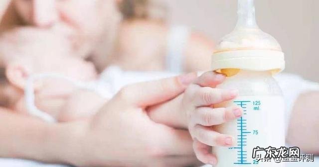 如何给刚出生的宝宝选择奶瓶奶嘴?