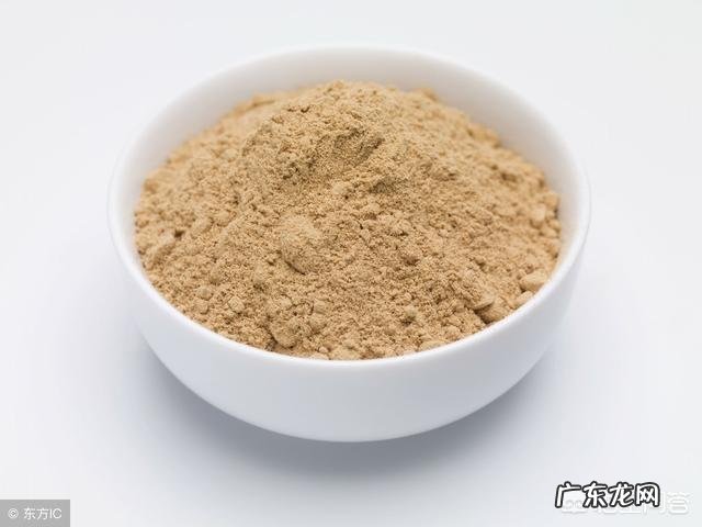 服三七粉不用开水,用什么冲服呢?