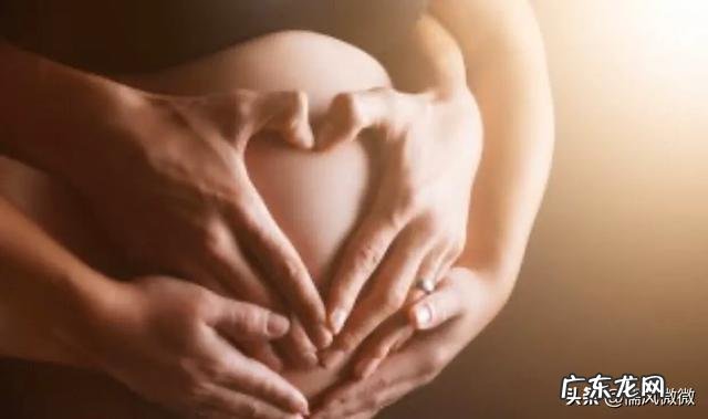 产后多久可以洗澡洗头?都说月子期间不能碰水,月子里到底能不能洗漱呢?