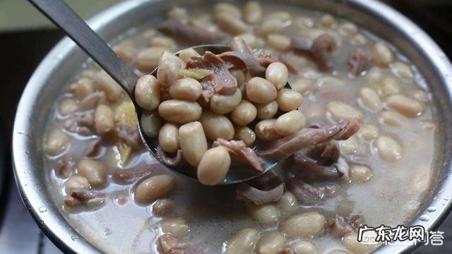 老婆坐月子中,每天都想着吃什么合适,大家一起来分享下各地的适合月子吃的食谱吧,怎么样?