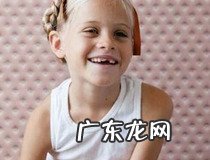 上学扎什么头发 试试这款新发型