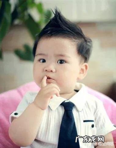 2周岁的宝宝该怎么教育？