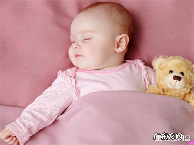 婴儿怎样开发智力？