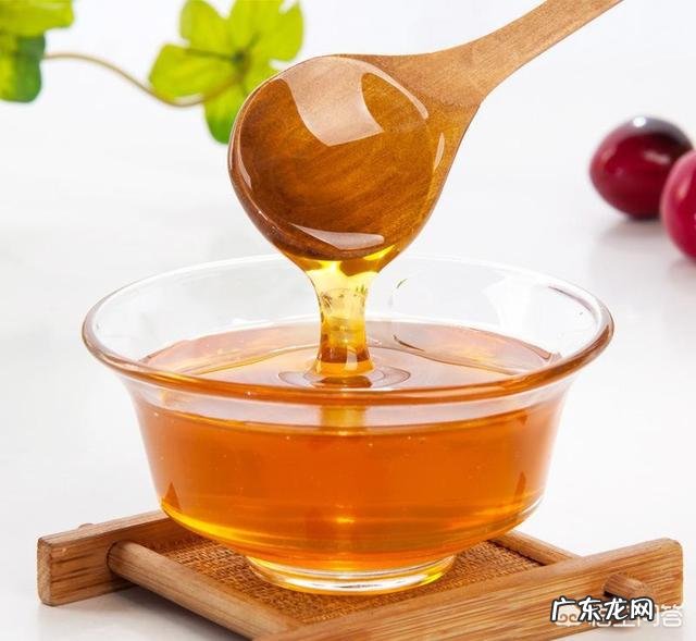 孕期能每天喝蜂蜜水吗怀孕天天喝蜂蜜水好吗?