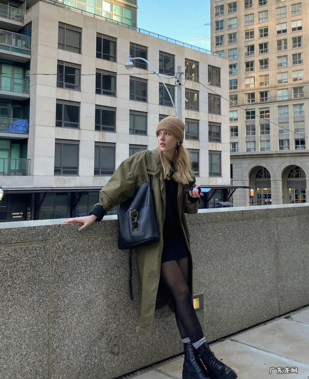 前后厚中间低的鞋搭配技巧