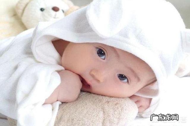 宝宝两个半月,最近几天便便有绿色是什么原因?