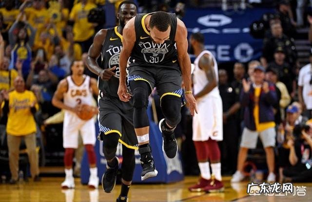 总决赛G2,勇士大胜骑士,库里超越雷阿伦创造总决赛三分记录,你怎么看?