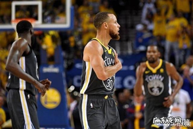 总决赛G2,勇士大胜骑士,库里超越雷阿伦创造总决赛三分记录,你怎么看?