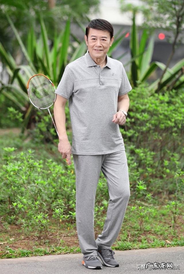 六十岁人穿什么夏装好看又凉快?