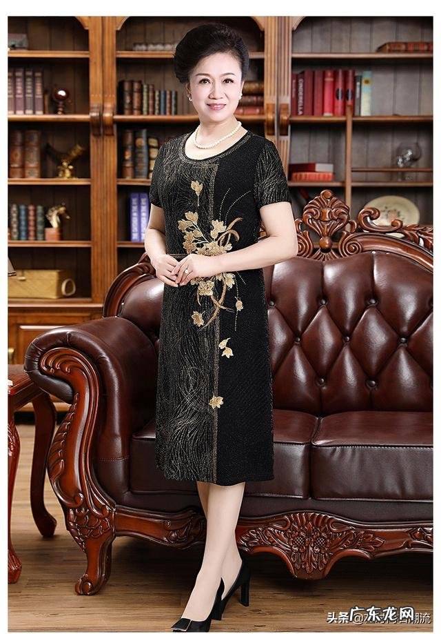 六十岁人穿什么夏装好看又凉快?