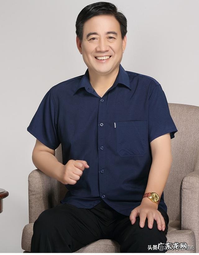 六十岁人穿什么夏装好看又凉快?