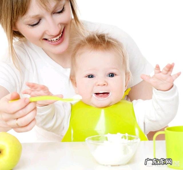 喂养宝宝的时候应注意哪些事项?