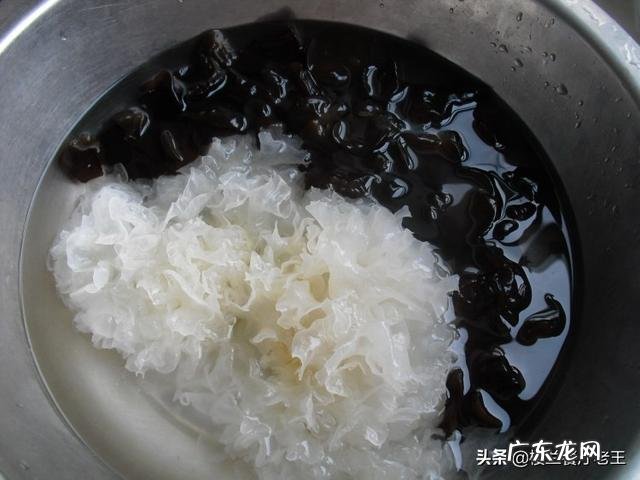 黑木耳和银耳有什么不同？