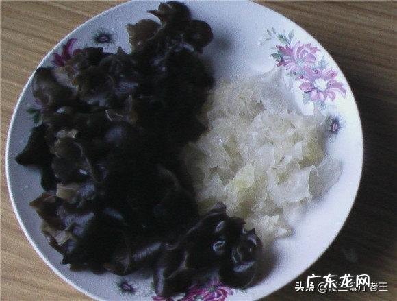 黑木耳和银耳有什么不同？