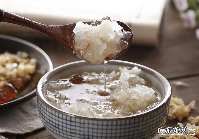 黑木耳和银耳有什么不同？