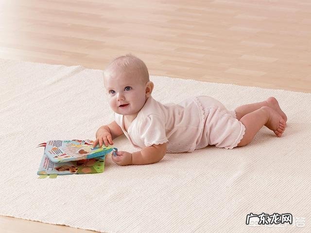 0-1岁的孩子早期教育是怎样的？