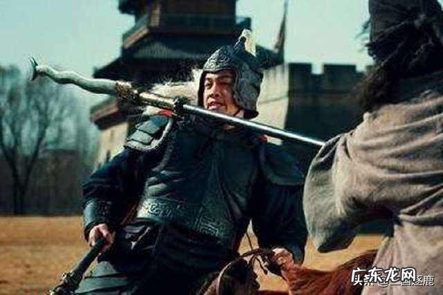 张飞多次挑衅吕布却安然无事，吕布到底害怕张飞什么？