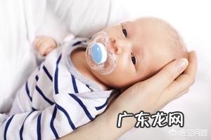 初生10天婴儿喝完奶就打嗝怎么办?