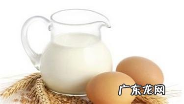 用蛋清敷脸有什么好处?