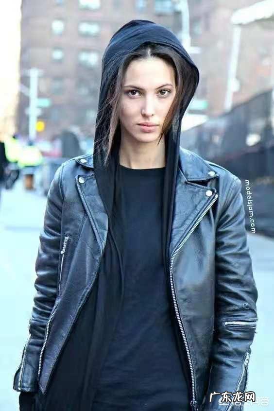 皮衣和羽绒服该如何清洗?