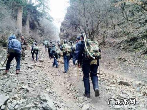 登山时如何有效地保护膝盖?