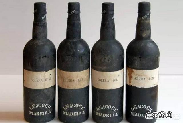 秋风起，蟹膏肥，温一壶酒，抓几只螃蟹，最美不过，你一般吃螃蟹喝什么酒好呢？