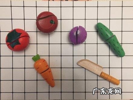 2岁小孩玩什么玩具好?