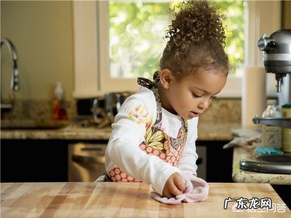 2岁小孩玩什么玩具好?