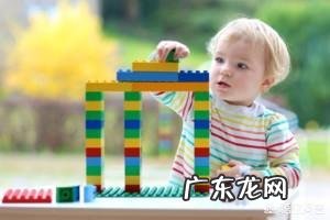 2岁小孩玩什么玩具好?