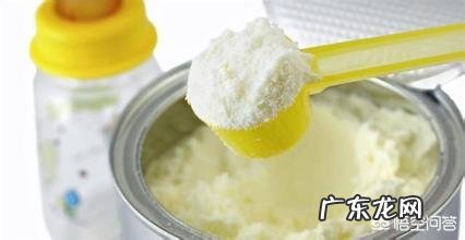 奶粉冲调时有泡沫是什么情况?