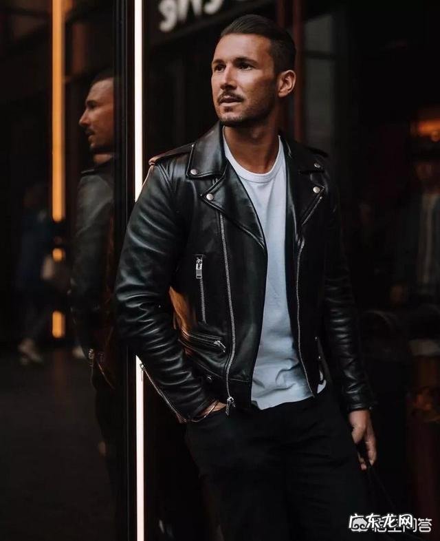买了一件机车皮夹克,有什么好的穿搭建议吗?
